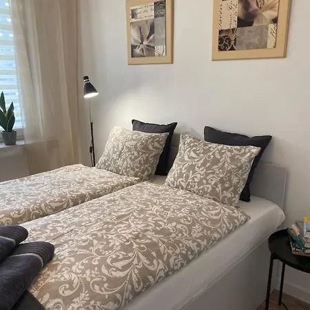 Nowoczesny W Dzierżoniowie - Parter - Balkon - Pokój + Sypialnia