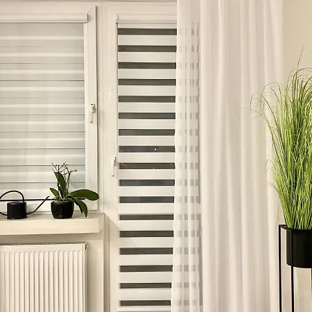 Nowoczesny W Dzierżoniowie - Parter - Balkon - Pokój + Sypialnia Apartamento *